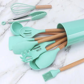 Kit de Utensílios em Silicone e Bambu 12 peças – Funcionalidade com Elegância para sua Cozinha!