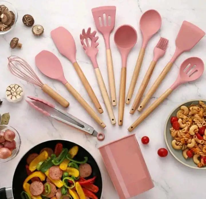 Kit de Utensílios em Silicone e Bambu 12 peças – Funcionalidade com Elegância para sua Cozinha!