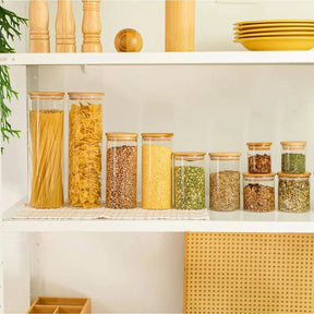 Kit com 5 Potes de Vidro com Tampa de Bambu – Organização Natural e Elegante para Sua Cozinha- Lar Equipado